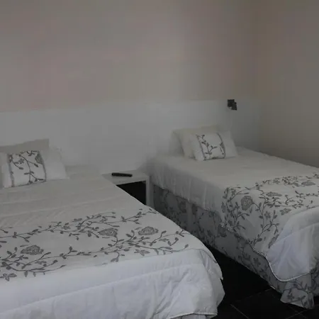 Hostel Moradia Familiar Novavista - T3 Madalena (Azores)