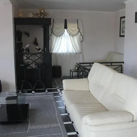 Hostel Moradia Familiar Novavista - T3