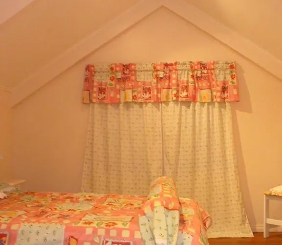 Moradia Familiar Novavista - T3 Hostal Madalena (Azores)